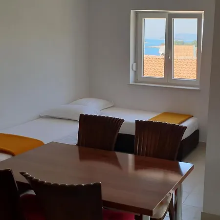 Bilo 14601a * Primošten